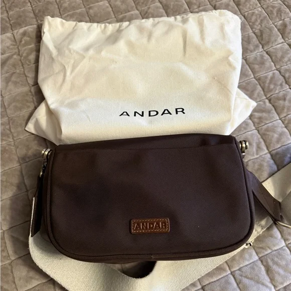 Andar Brown Crossbody Bag - Picture 4 of 5